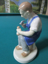 Carl Schneider Germany Figurine Shoe Maker 6&quot; Rare Original - £99.16 GBP