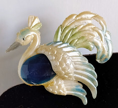 Peacock Bird Plastic Brooch Pin Vintage 1950&#39;s - £5.59 GBP