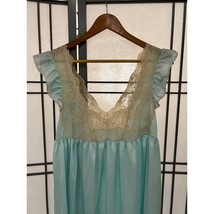 Vintage Kayser Lace And Nylon Sea Foam Green Long Nightgown - $34.65