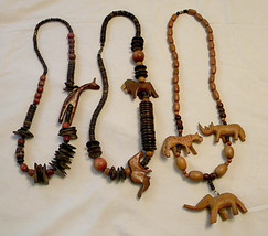 Chunky Necklaces Hand Carved Animal Safari Wood  lot of 3 vintage - £20.09 GBP