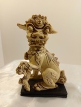 Vintage Carved Chinoiserio Foo Dog Resin Figurine Imperial Guardian Lion Dog - £30.85 GBP