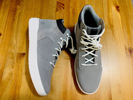 Timberland Men&#39;s Seneca Bay Sneaker Boot Medium Grey Leather A5X7N Size : 9 - $99.99