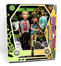 NEW - 2009 Monster High Deuce Gorgon Cleo de Nile Under Wraps Doll Set - $269.99