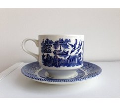 Vintage Cup and Saucer - Blue Willow - £17.20 GBP