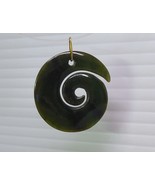 *B3) Canadian Nephrite Jade Koru Pendant Semi Opaque Green with 10K Gold... - £47.09 GBP