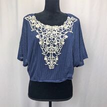 Dolled-Up by FANG Navy Blue Short Sleeve Crop Top - Size - Medium - $8.41