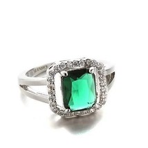 Color: Emerald Green,Size: 9 - Blissful Princess Cut Ring - $76.57 CAD