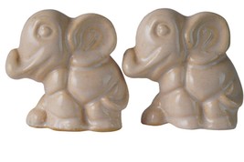 1940&#39;s Rosemeade Dakota Pottery Elephant Salt and pepper shakers - £81.44 GBP