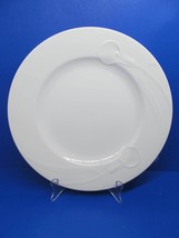 Mikasa Classic Flair White 12&quot; Round Chop Plate Platter GC - £14.84 GBP