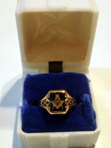 Vintage Men&#39;s 14K Gold Blue Sapphire Signet Masonic Ring, Size 7 1/4, 4.... - $325.00