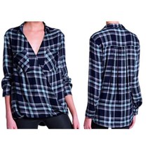 $118 Willow &amp; Clay Surplice Surprise Plaid Top Small 2 4 Navy Plaid High Low NWT - £33.34 GBP