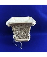 Planter Indoor Outdoor Decorative Raised Leaf Motif Vintage Home Decor 7... - $34.60