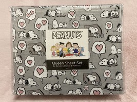NIP Peanuts Cartoons Queen Sheet Set Snoopy Naps Sleeping Valentines Hearts Love - £46.71 GBP