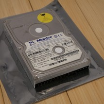Vintage FEB 2000 Maxtor 40GB 5400 RPM 3.5 inch IDE Hard Drive 94091U8 Tested 06 - £21.92 GBP