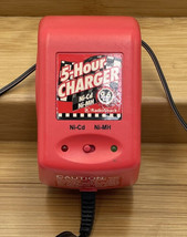 Radio Shack 5 Hour Battery Charger 9.6 Volt Ni-Cd Or Ni-MH - $11.29
