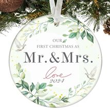 XKDOUS 2024 1st Christmas Mr & Mrs Ceramic Ornament Wedding Gift - $56.93 XKDOUS 2024 1st Christmas Mr & Mrs Ceramic Ornament Wedding Gift - $56.93 MXN