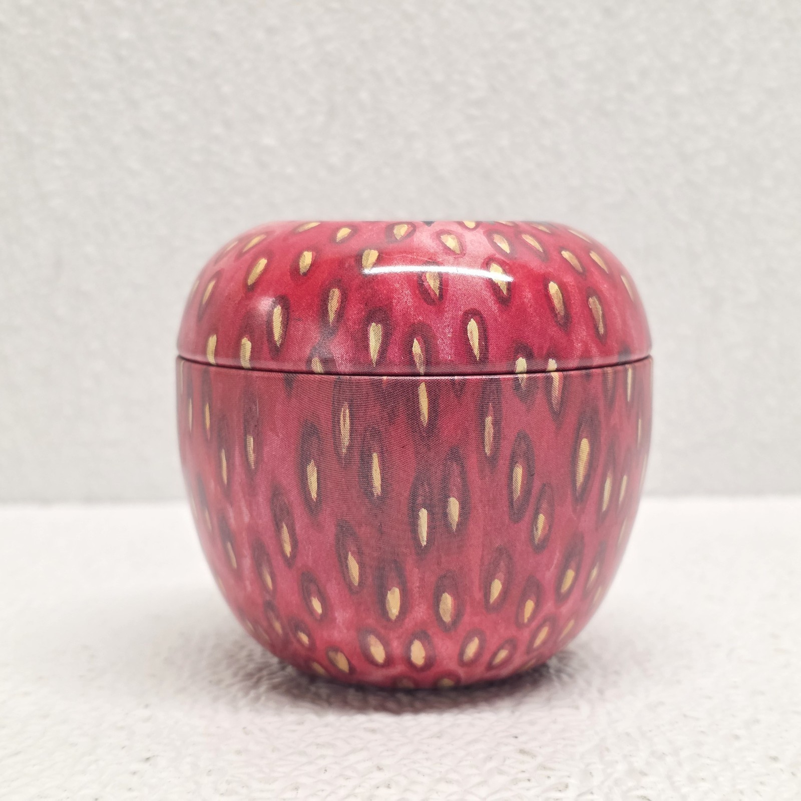 Elite Gift Boxes Metal Fruit Tin Strawberry Lidded Box by Gale Pitt Item image 2