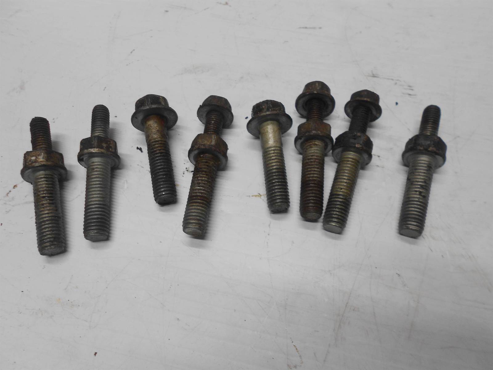 Primary image for 2003 ESCALADE 6.0 TRANSMISSION MOUNTING BOLTS/STUDS OEM