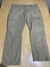 Wrangler Relaxed Fit Mens Flex Cargo Pants 38x30 Khaki - $352.17 MXN