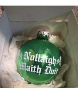 Vintage Glass Christmas Ornament Irish Nollaig Shona Duit Green White Ball - €6,86 EUR