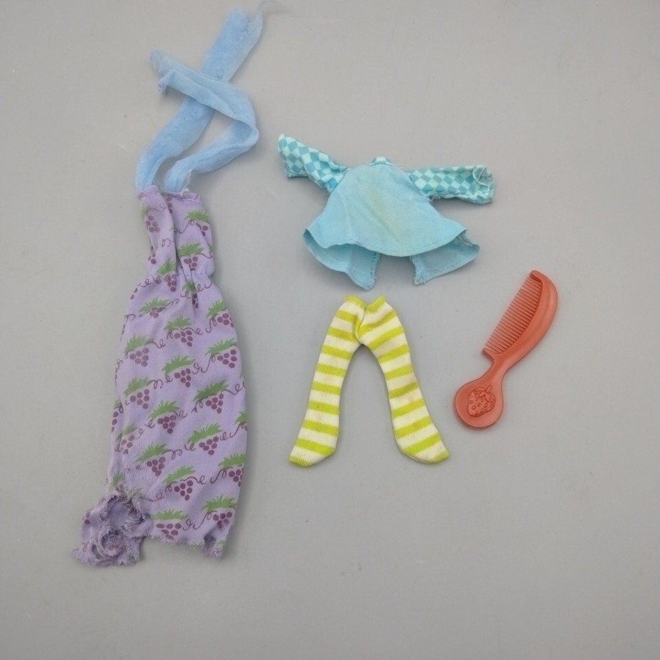 Strawberry Shortcake - Blueberry Muffin And Sour Grapes Outfit With Comb... - $11.88