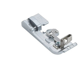 Genuine BERNINA L450/L460 Cording Presser Foot 502070.07.03 - $29.33 CAD