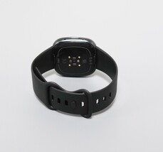 Fitbit Versa 4 Fitness Smartwatch FB523BKBK-US Graphite Aluminum / Black Large image 4