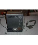 PORTABLE SONY MP3 CD PLAYER RADIO NO SPEAKERS MODEL CMT LX20i - $871.52 MXN