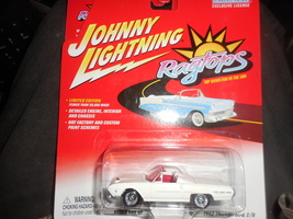 2002 Johnny Lightning Ragtops &quot;1962 Thunderbird S/R&quot; Mint Car On Card #9... - £3.54 GBP