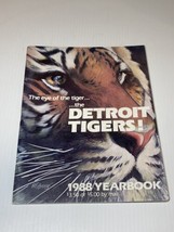 Vintage 1988 Detroit Tigers MLB Baseball Yearbook Magazine - $3.99