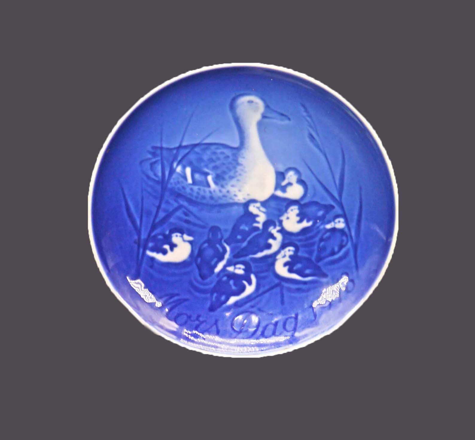 Bing & Grondahl Duck and Ducklings decorative dish. Mother's Day 1973. - $31.76
