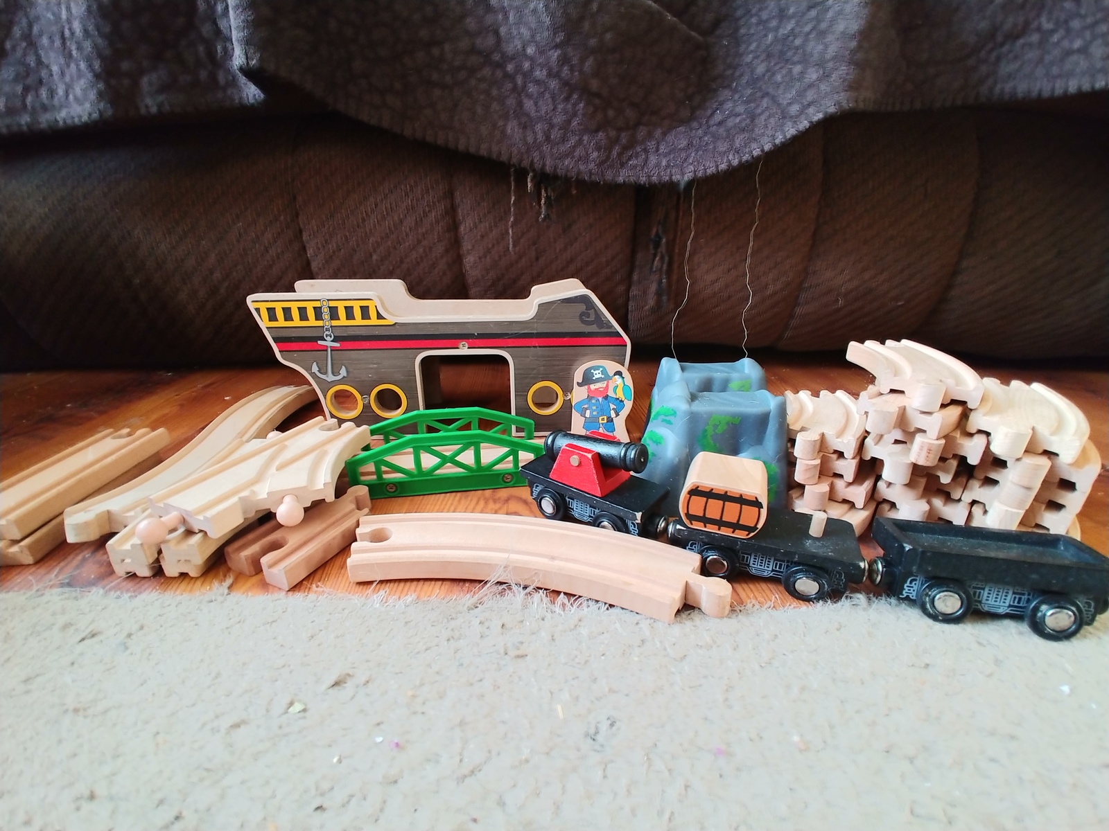 Thomas the Tank Engine Pirate Ship and Train 2025 ^ - $30.00