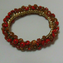 Shades of Red Glass Bead Cluster Stretch Bracelet - £14.99 GBP