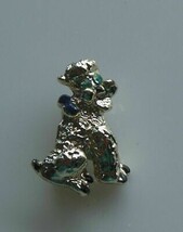 Vintage Enamel Poodle Dog Pin/Brooch w/Blue Eyes Small - £7.44 GBP