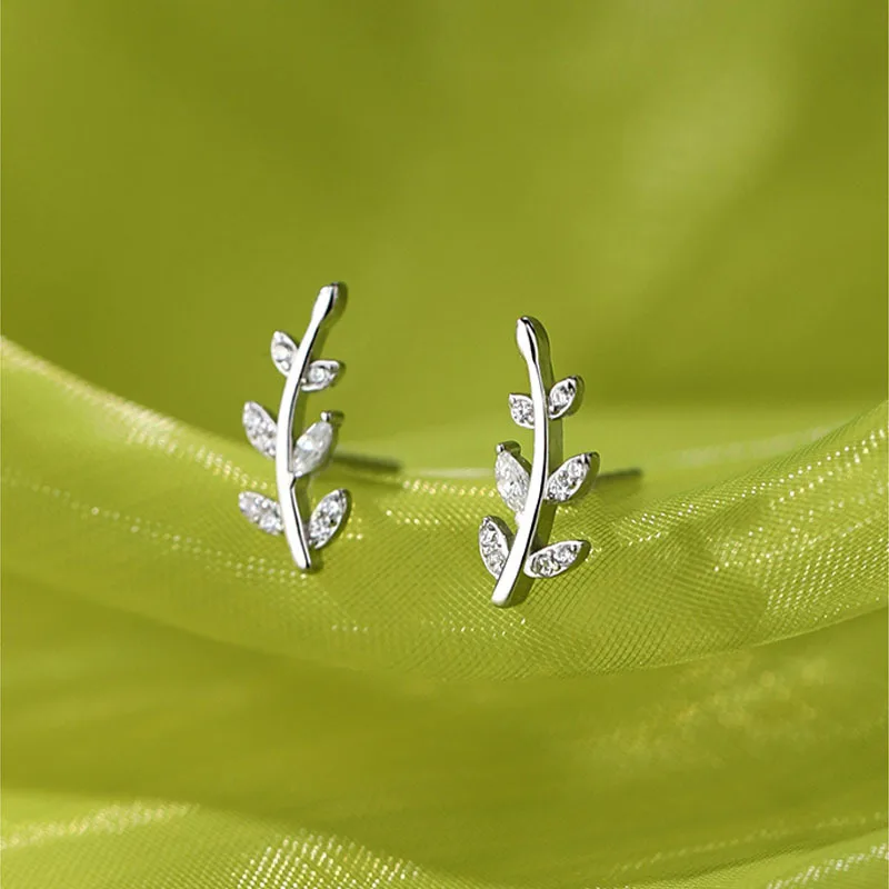 Fashion 925 Sterling Silver Leaf Stud Earrings Shiny Zircon Personality Simple S - £12.85 GBP