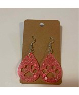 Handmade epoxy resin paw print earrings - bright pink chunky glitter - £4.95 GBP