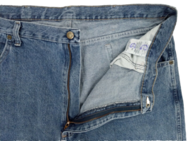Vintage Wrangler Rugged Wear Men&#39;s Size 42&quot;W x 34&quot;L Blue Distressed Deni... - $10.44