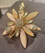 Erickson Beamon Rocks Statement Flower Ring Size 6 - $54.85