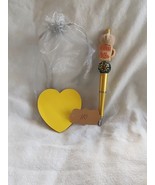 Fueled By Coffee Sparkle Beaded Pen with Heart Notepad  - €6,99 EUR
