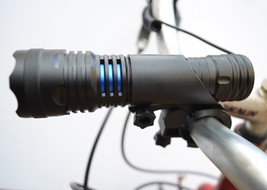 CREE LED Bike Bicycle Flashlight 800 Lumens Battery, Remote Wire, Charger, Mount - £22.77 GBP