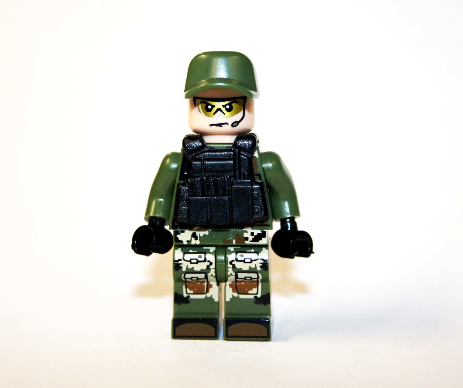 Modern Army Solider In Cap Custom Minifigures - $8.45