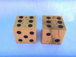 Vintage Wood Dice Salt &amp; Pepper Shakers Eagle River Wisconsin Unused - £11.06 GBP