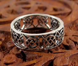 Handcrafted Solid 925 Sterling Silver Men&#39;s Celtic Knot Band Ring - £22.41 GBP