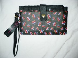 No Boundaries Ladies Credit Card Wristlet Wallet Black With Striped Hearts NEW - £9.86 GBP