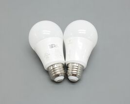 Sengled W21-N13W_2P Multicolor Smart Wi-Fi LED Light Bulbs 2-Pack image 2