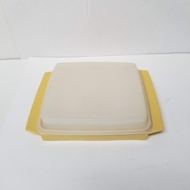 Tupperware Egg Keeper Carrier with Inserts Harvest Gold Deviled Egg Tray - $9.90