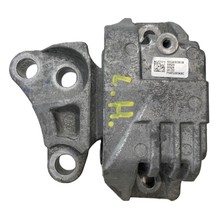 2017-2022 Jeep Compass 2.4L Left Side Transmission Mount LH OEM 68253034AC - $113.80