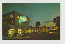 Postcard FL Florida Tampa International Inn at Night Chrome Unused - £3.16 GBP