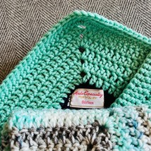Shirleen Handmade Crochet Throw Blanket For You Granny Blanket Style 32&quot; - £15.03 GBP