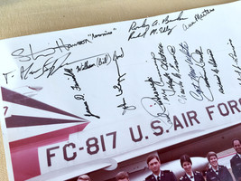 VTG United States Air Force Signed Class Photo FC-817 Jet Capt. White FLT 17 - £17.40 GBP